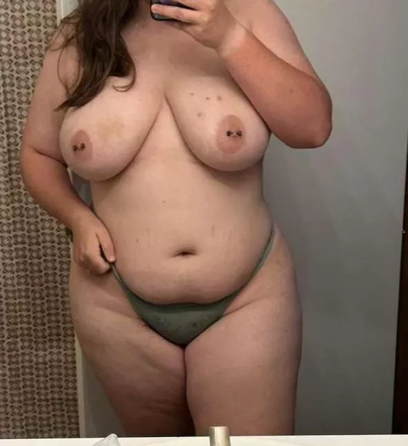 Hubby is on vacation with family. Anyone wanna cover me?