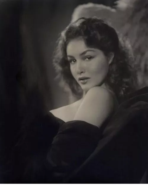 Julie Newmar (1950s)