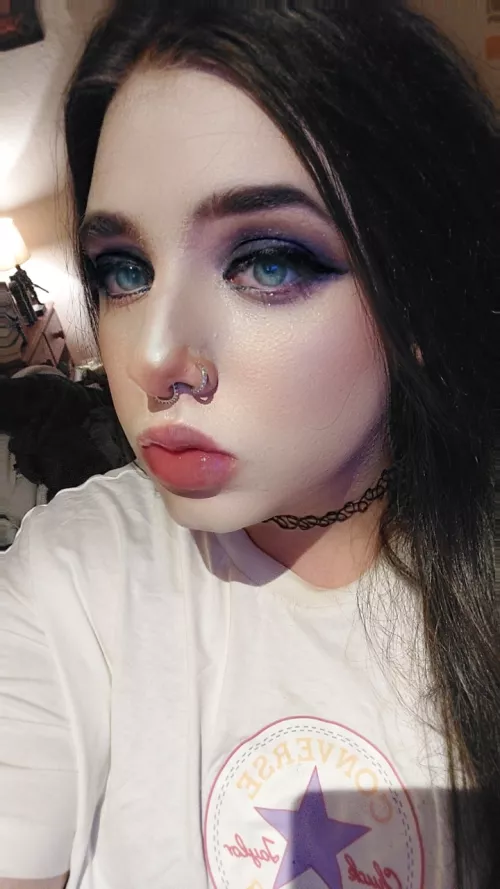 Just a normal boi, don't mind me! Feel free to say hai 😘