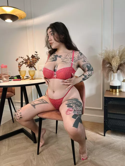 Kneel before My dominating aura, for resistance is futile [vid][cam][dom]