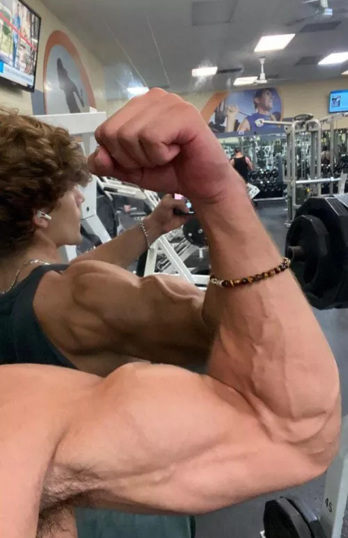 One of my bro told me to post my pits pic. Is it hot enough to post here??