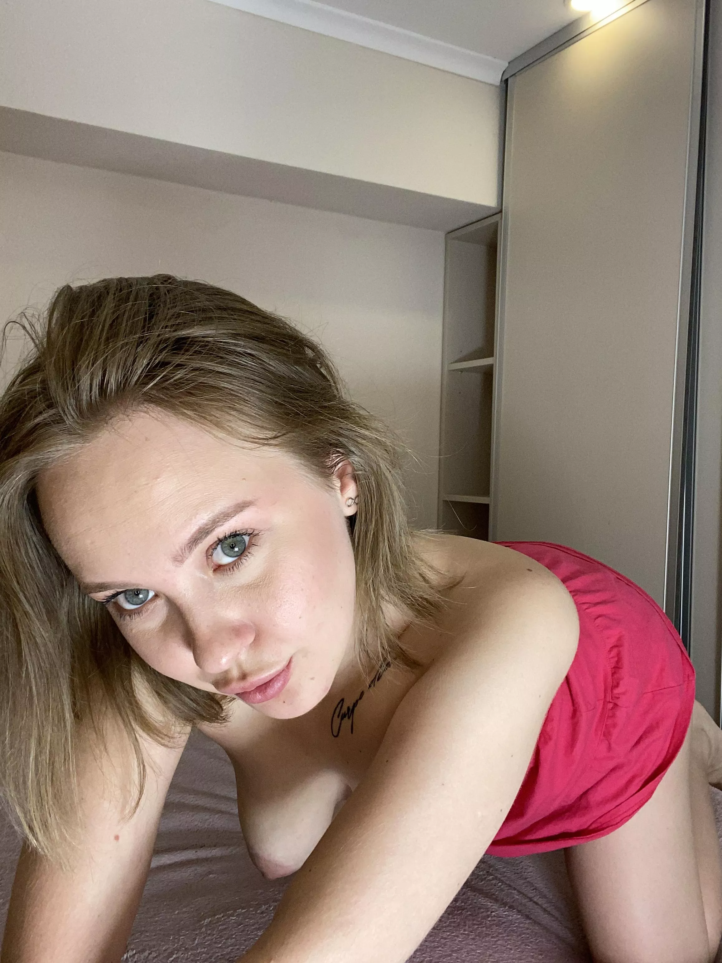 When I see a sexy guy on Reddit