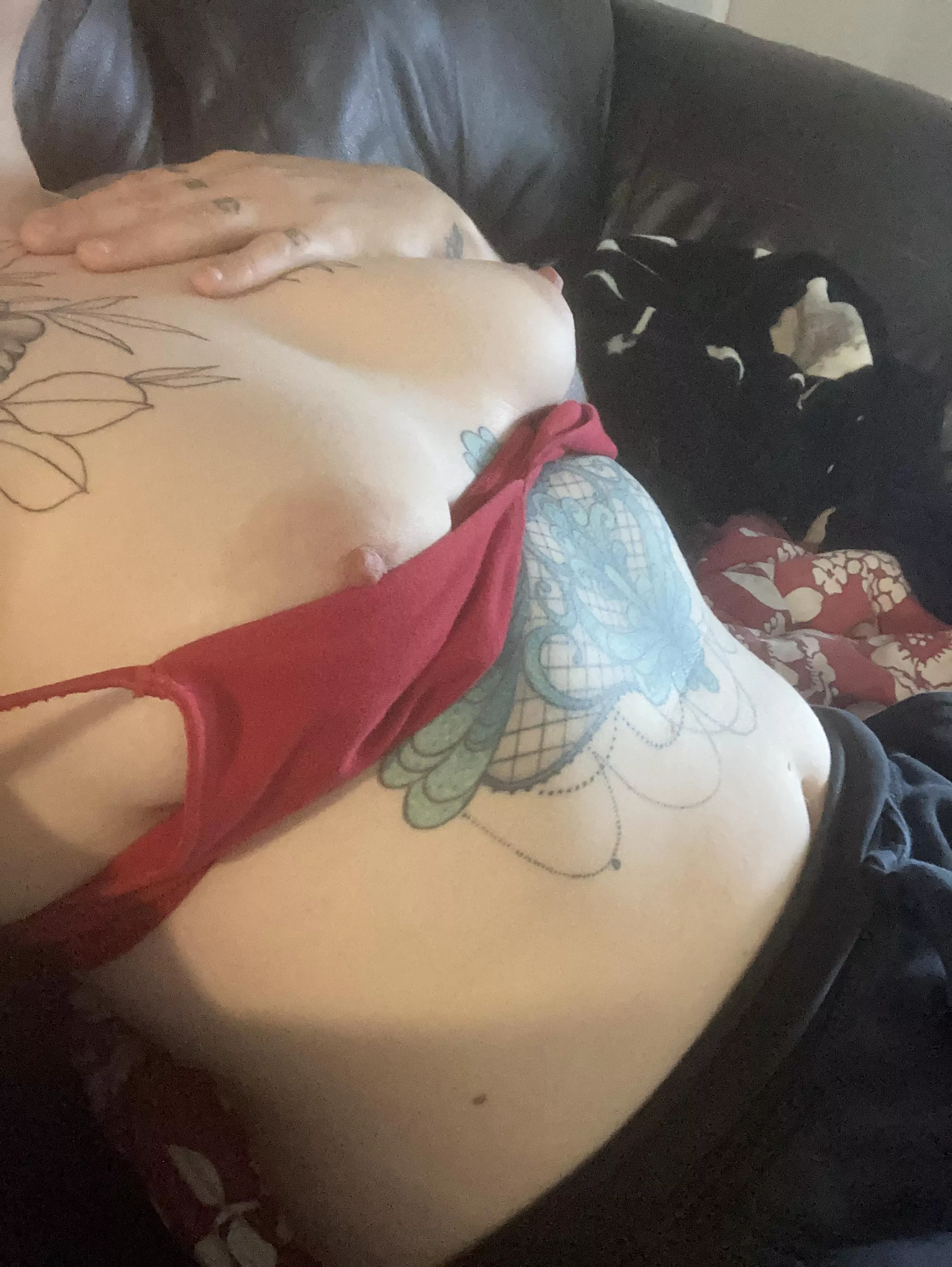 would you let me send you nudes while you’re at work