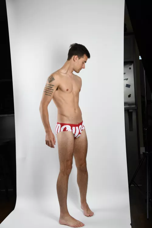 You walk into the room and I’m like this…wyd👀