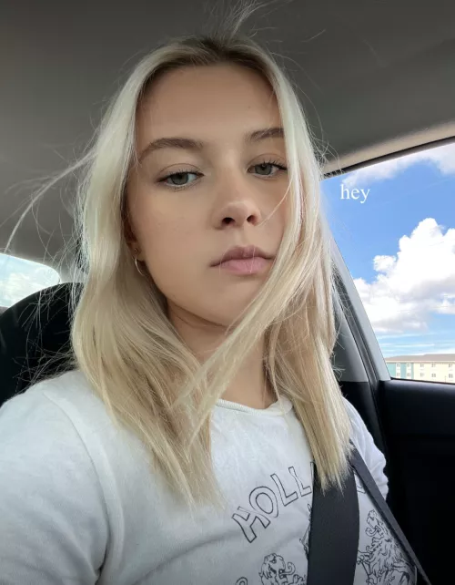 Blonde and blue skies look great together