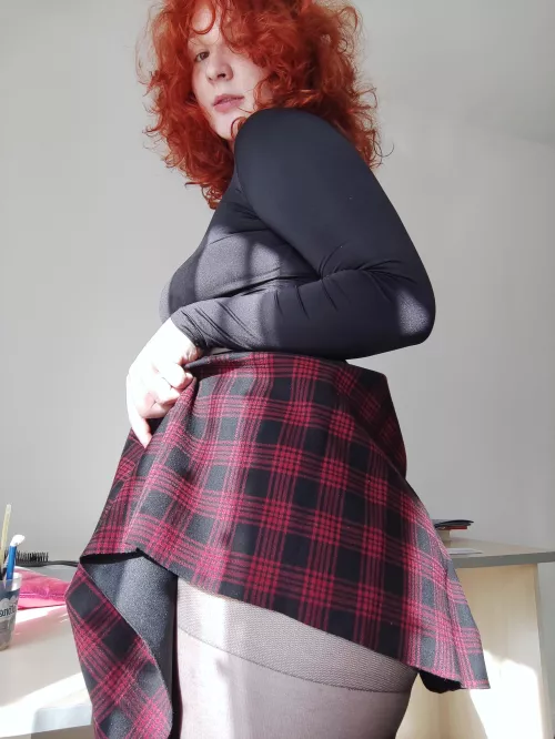 [F] So happy I can just wear schoolskirt and don't have to going to school:) I've graduated 6 years ago, still feels good tho