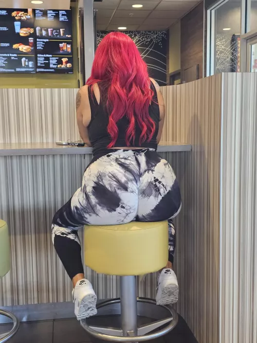 He say don't like 'em boney, he want something he can grab