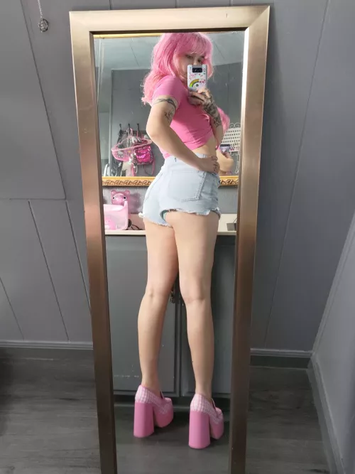 How does my booty look?