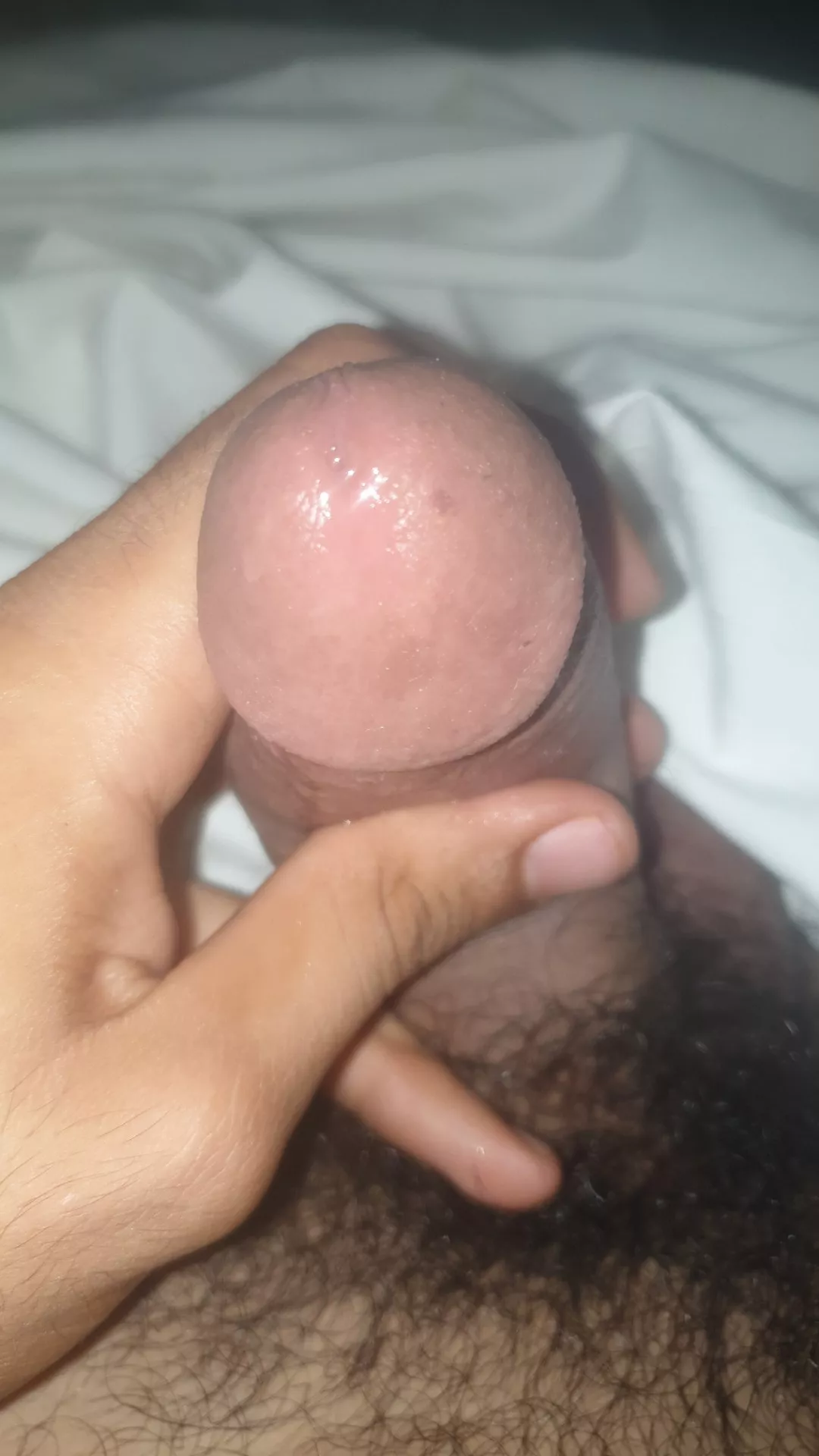 I like edging for hours anyone help me keep it wet.