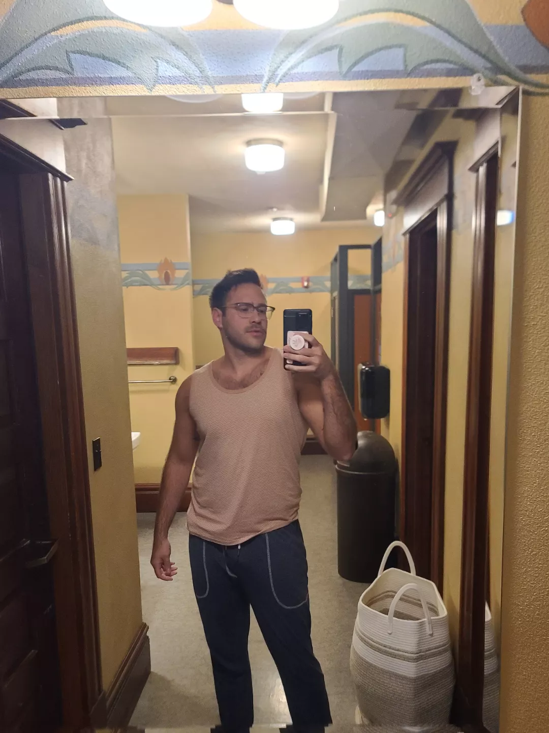 It's Wednesday my dudes. Make it a good one ✨️