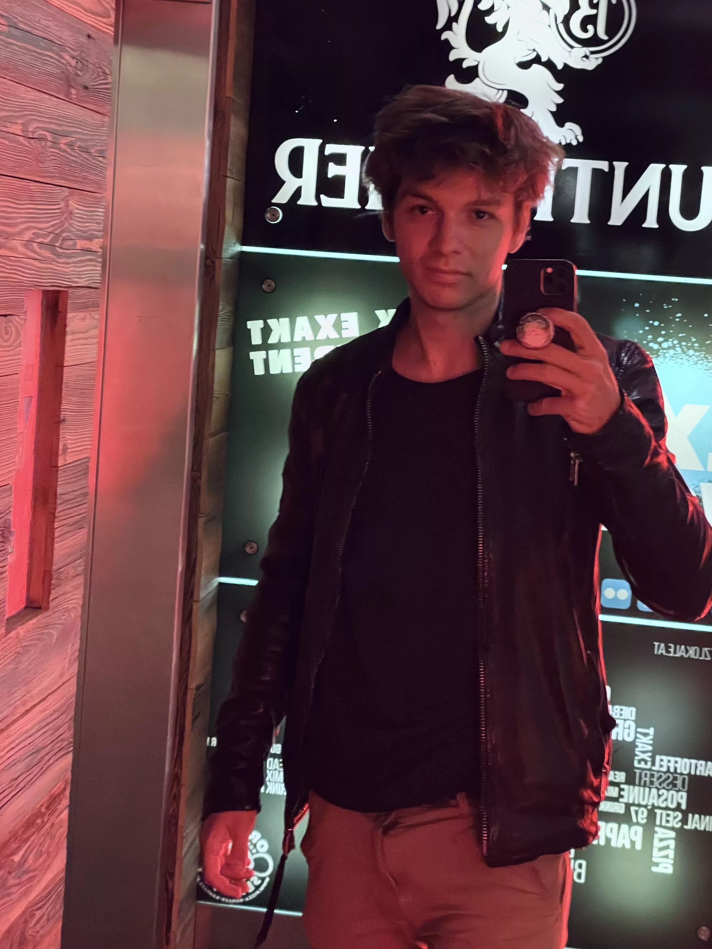 This was yesterday late night at my favourite pizza restaurant