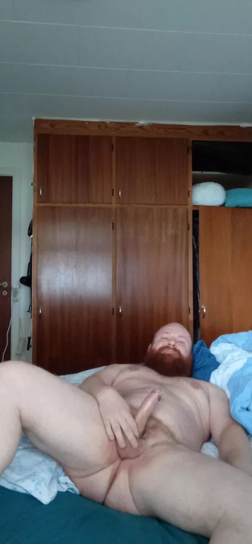 Want a chubby daddy like me 🤗😘