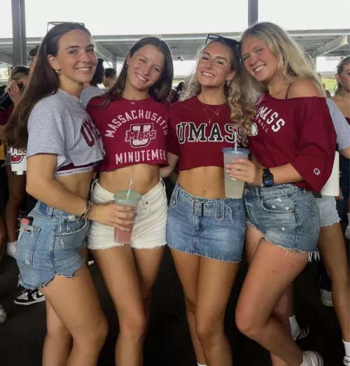 Which tailgate babe?
