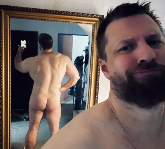 Wish my ass was bigger ….🧐.