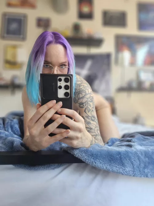 Would you date a purple haired tattooed nerd?