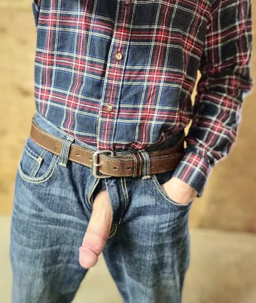 Would you help dad bust a nut in the garage? (40)