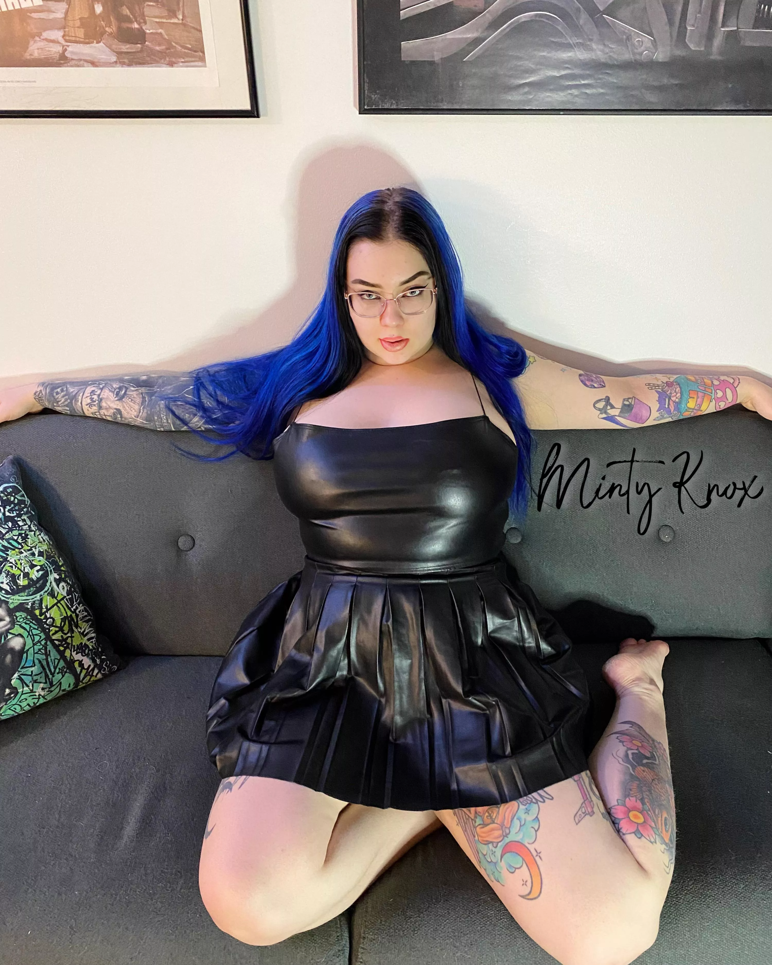 Your leather goddess 💋