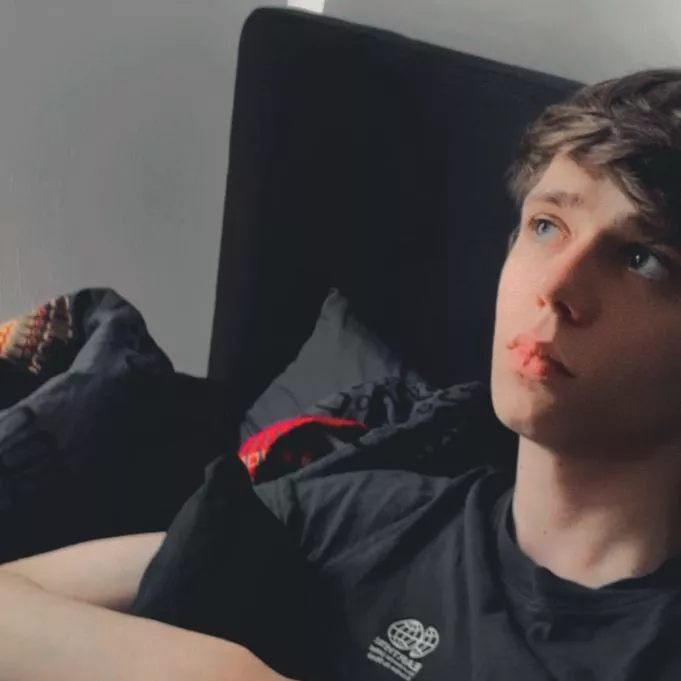 Am I Cute enough 😳💬