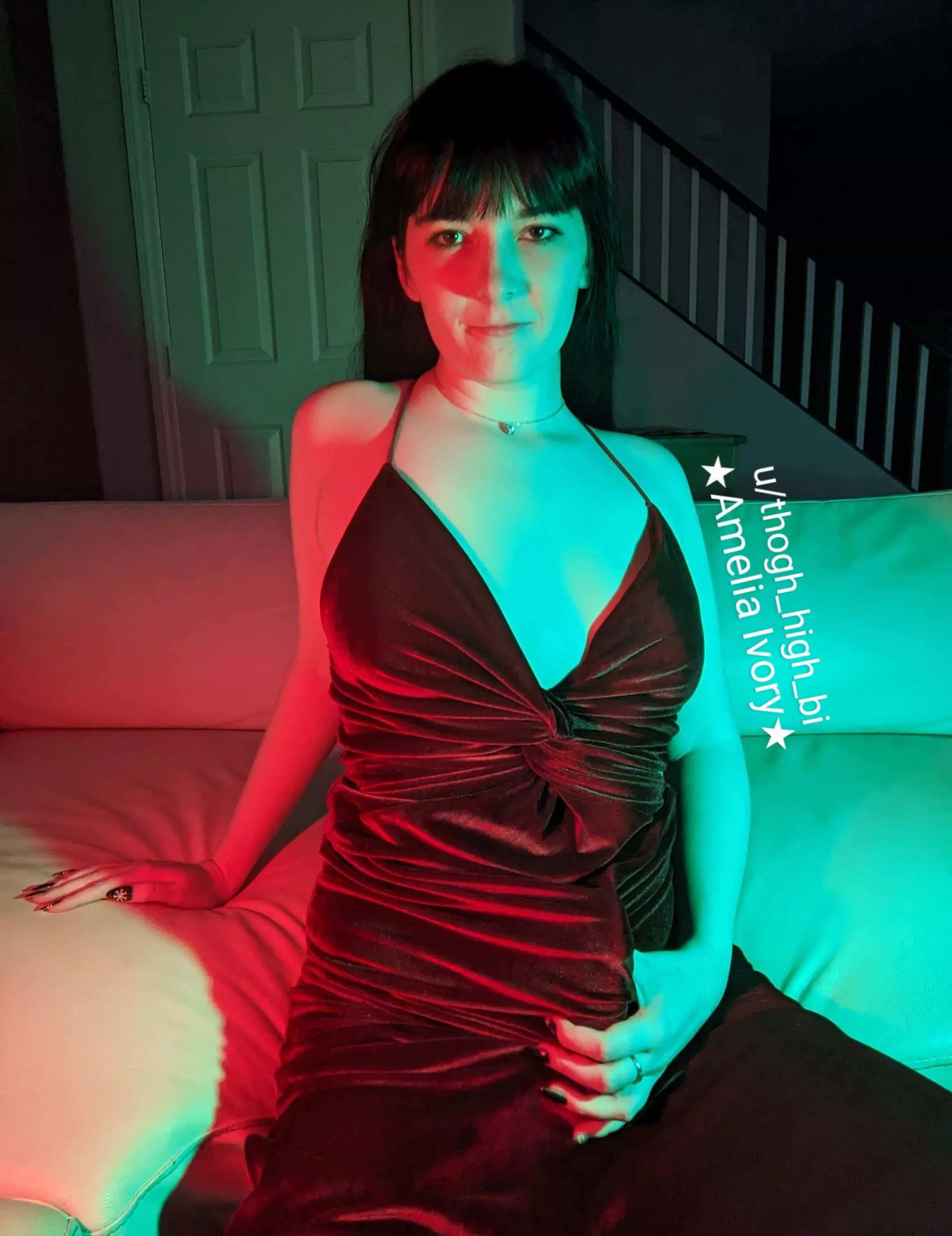 Be a good boy for mommy and get on your knees