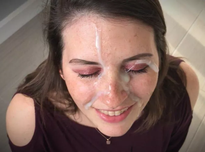 I love this woman. She is so chaste and slutty at the same time