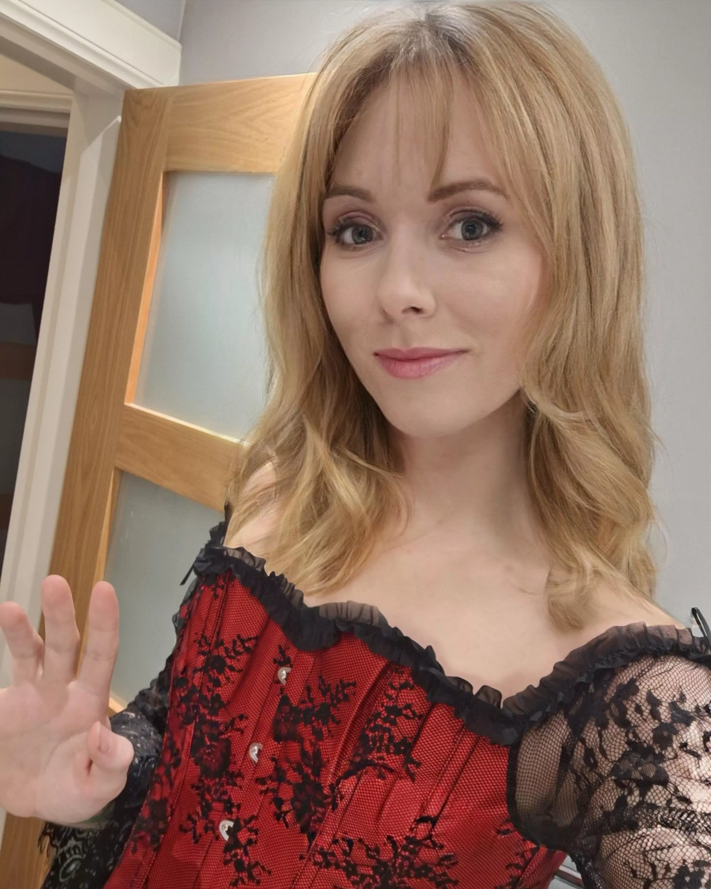 Is this appropriate to wear on a date? 🤔