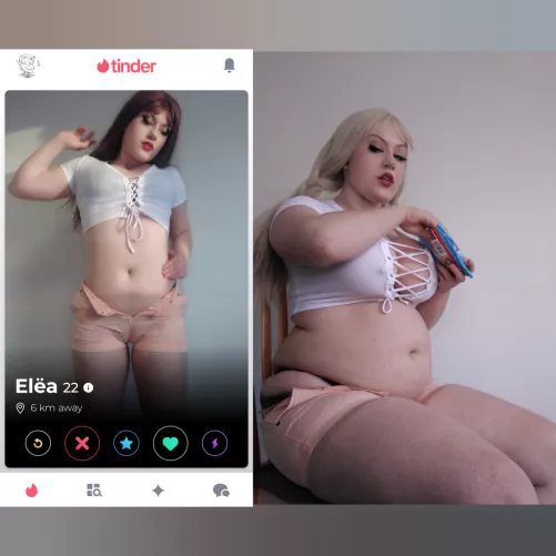 Looks like she hasn't updated her pics in a while...