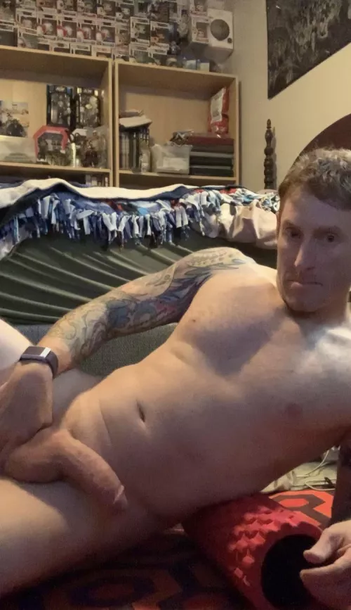 (M) Post Workout mobility. Any of you ladies want to give me a hand. Shoot me a message