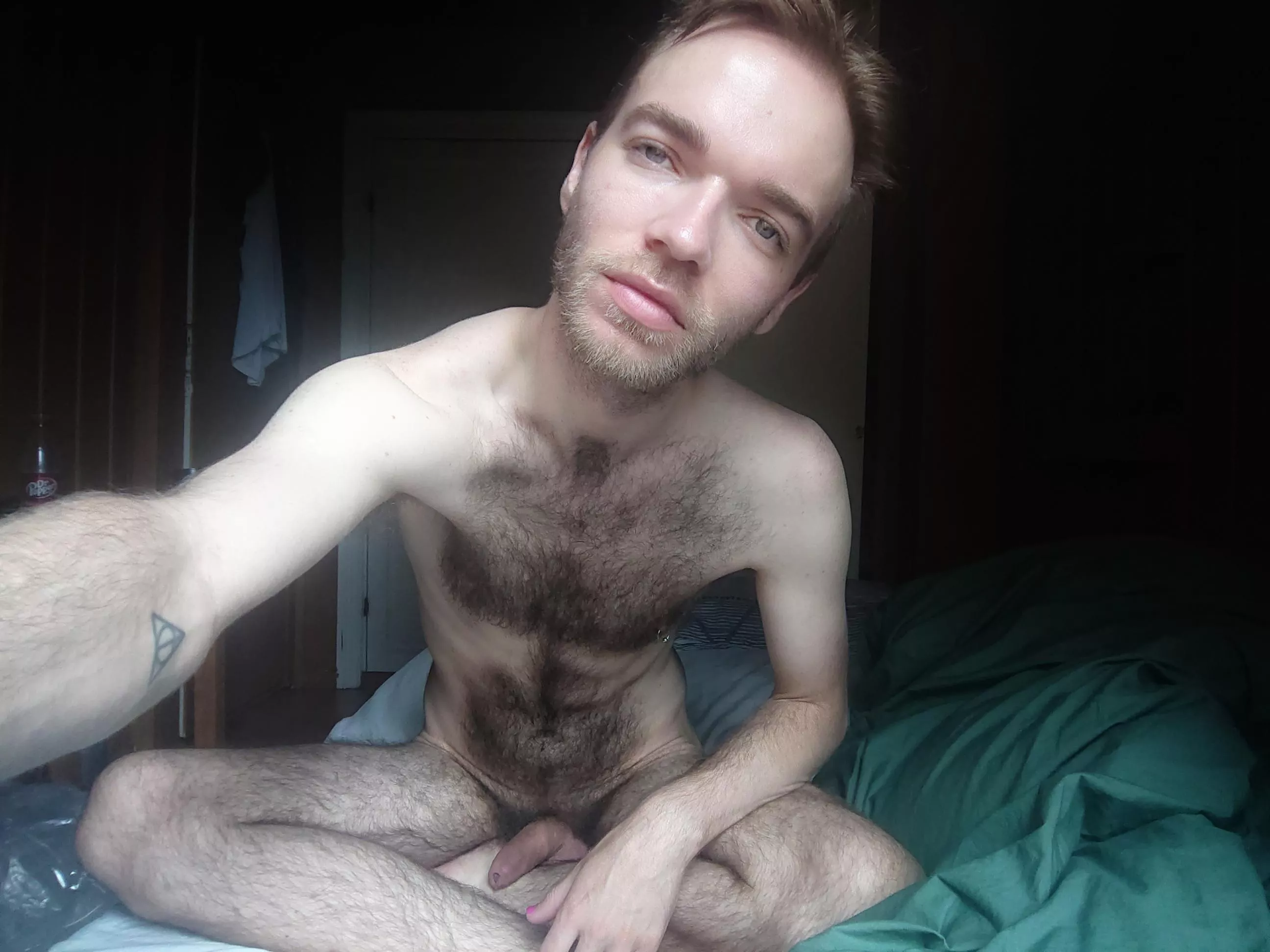 Sleepy otter 👋🏻