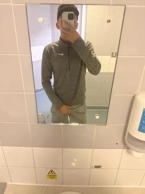 why can’t i ever stop grabbing my cock🤦🏼‍♂️🍆