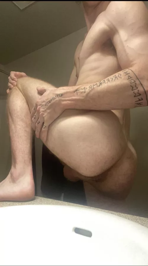 22 cum enjoy the day w me