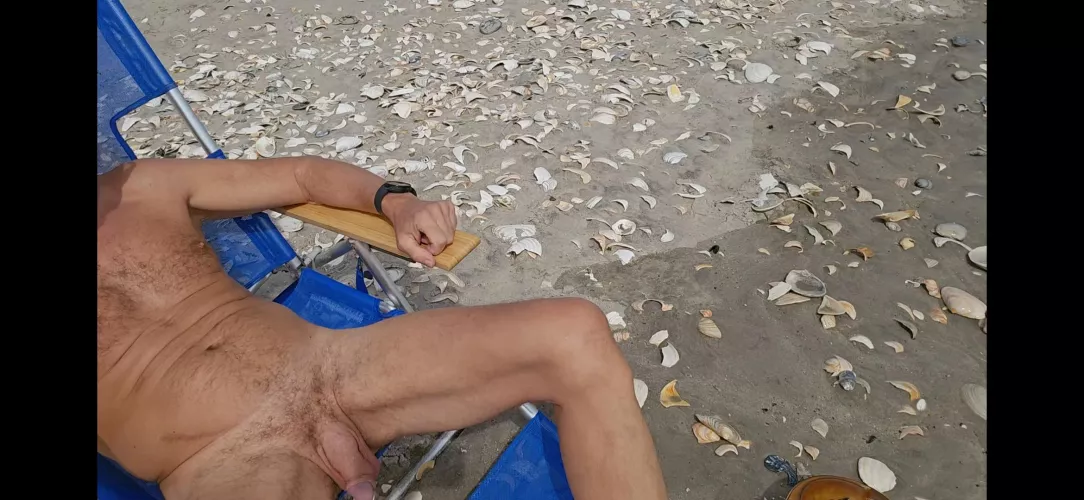 Chilling at Far Rock