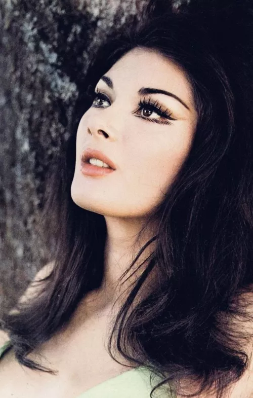 Edwige Fenech (1970s)