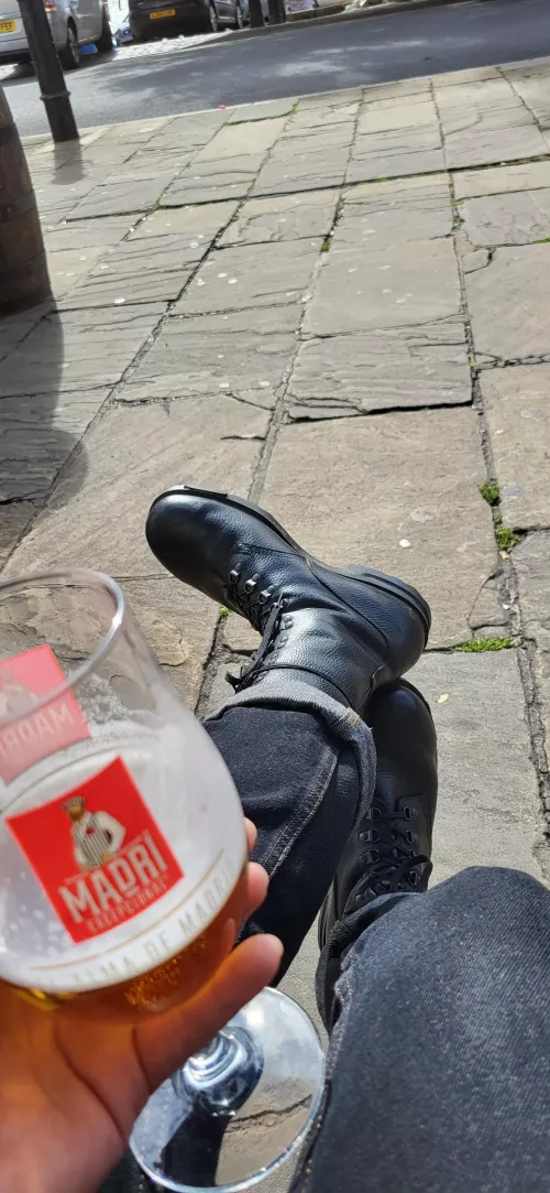 Norwegian army boots, keeping me plodding through portsmouth today