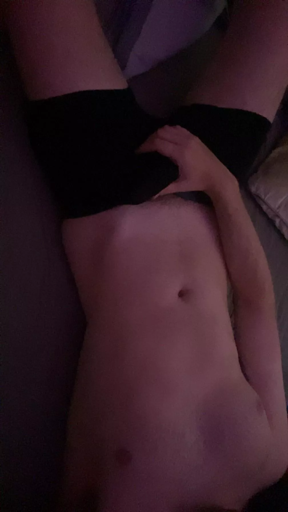 24 looking for fun - add me: justinpengt