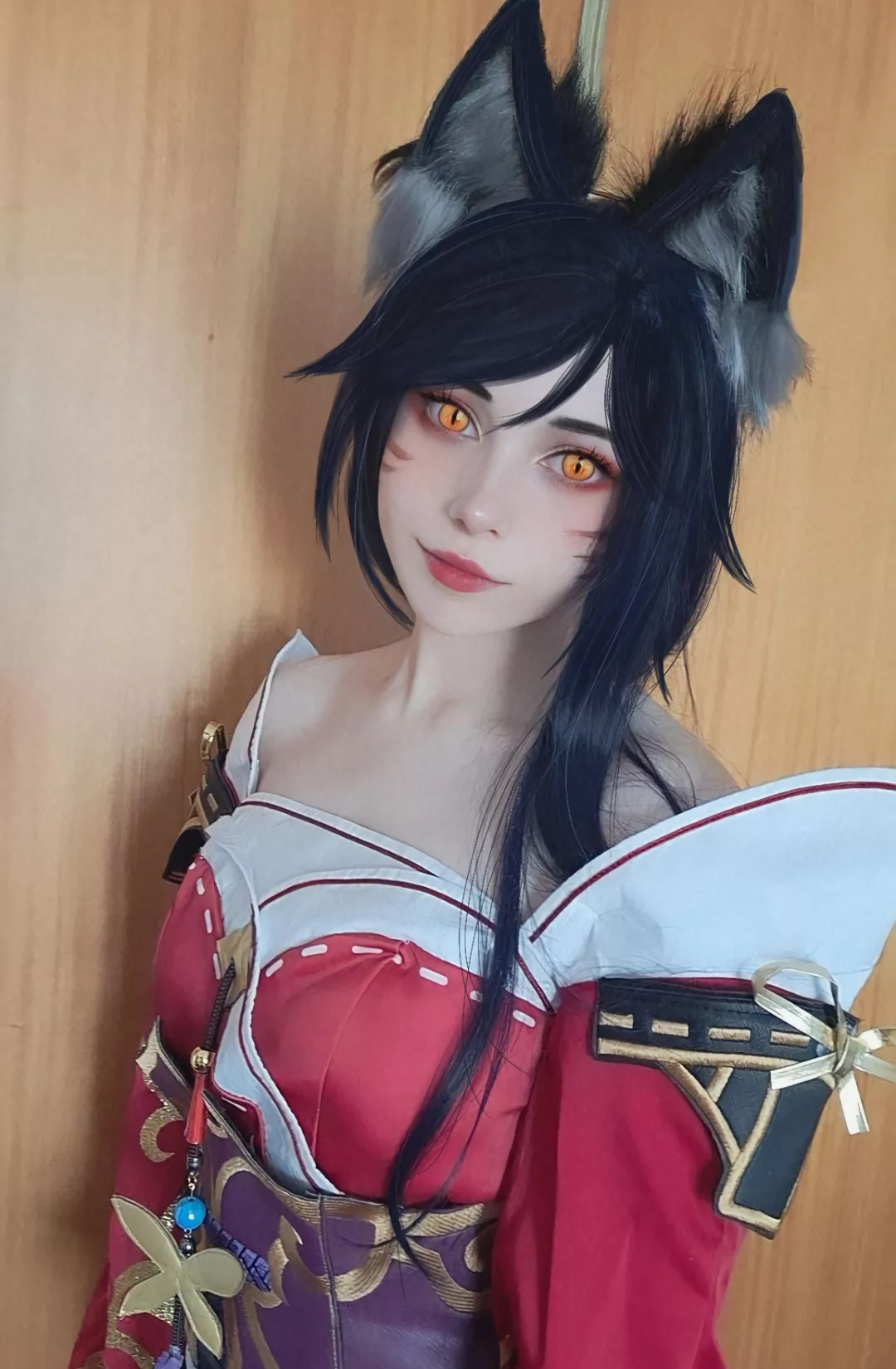 Ahri from League of Legends by vesani.cos!