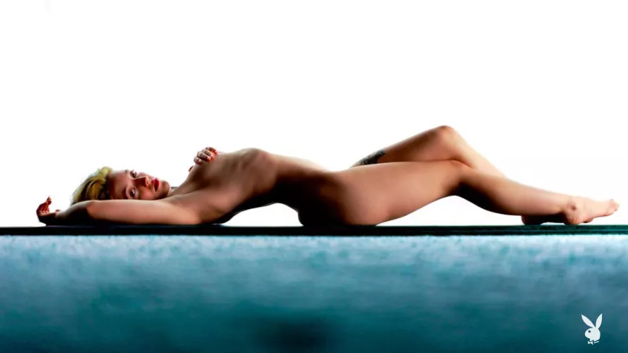 [Centerfold] Ivy Sky 2023