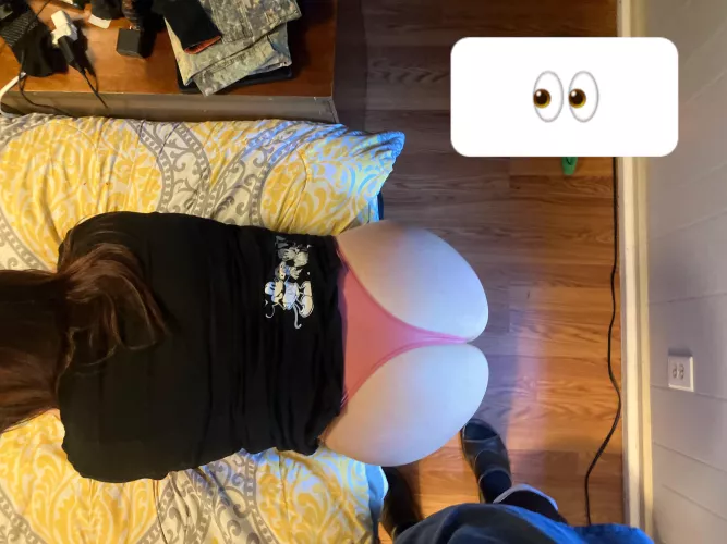 Delicious Booty: The Adventures of a Thick Country Girl's Amazing Curves