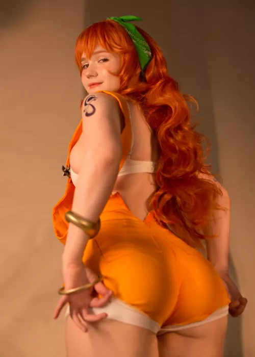 Nami cosplay by Neyrodesu