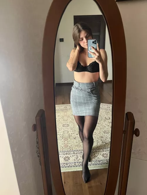 Office trouble: what do you think of my autumn look🍂