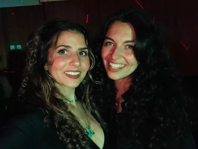 [2] night out selfie