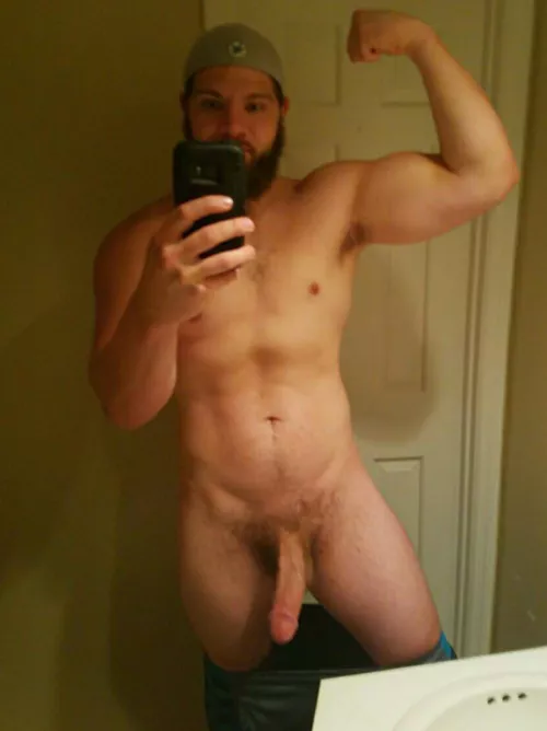 [30] Gonna head out for a nice swim in pool. Wanna join?