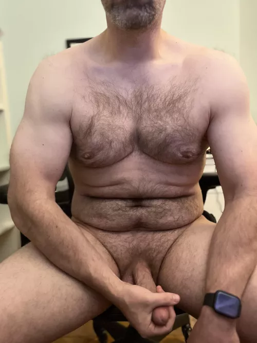 [46] All alone tonight