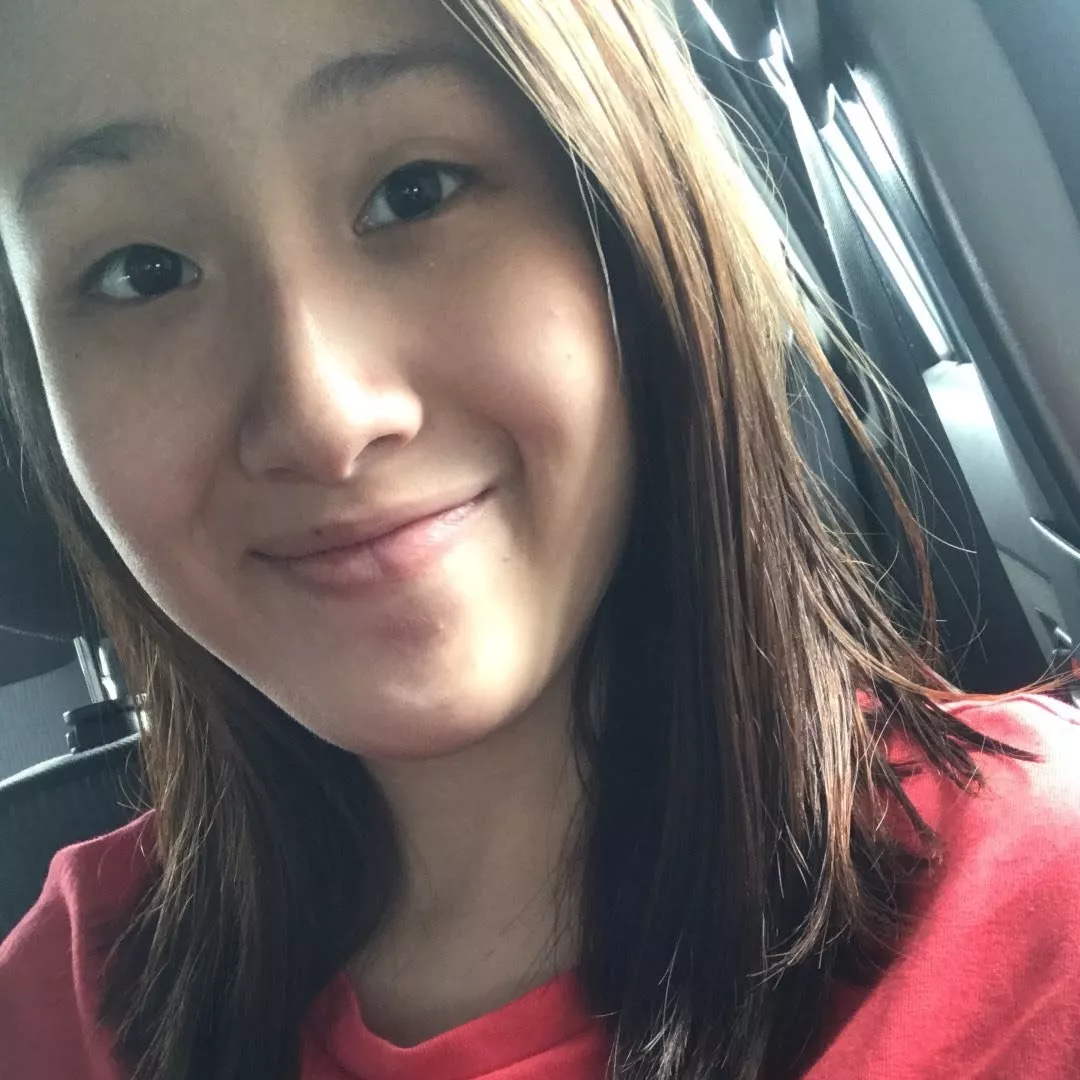 Breed me in the car while everyone watches