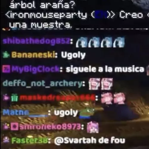 Does anyone know how to get this exact chat overlay?