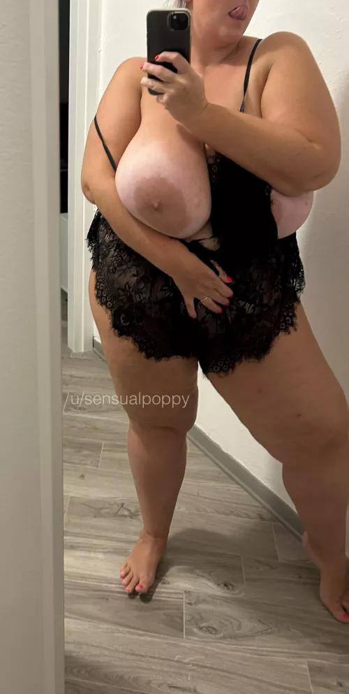 I'm happy to wish you a happy Sunday...