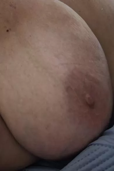 Morning boob 😘