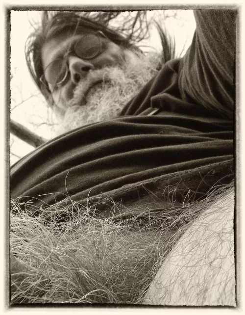 old men shouldn't be erected. but don't they be hairy too?