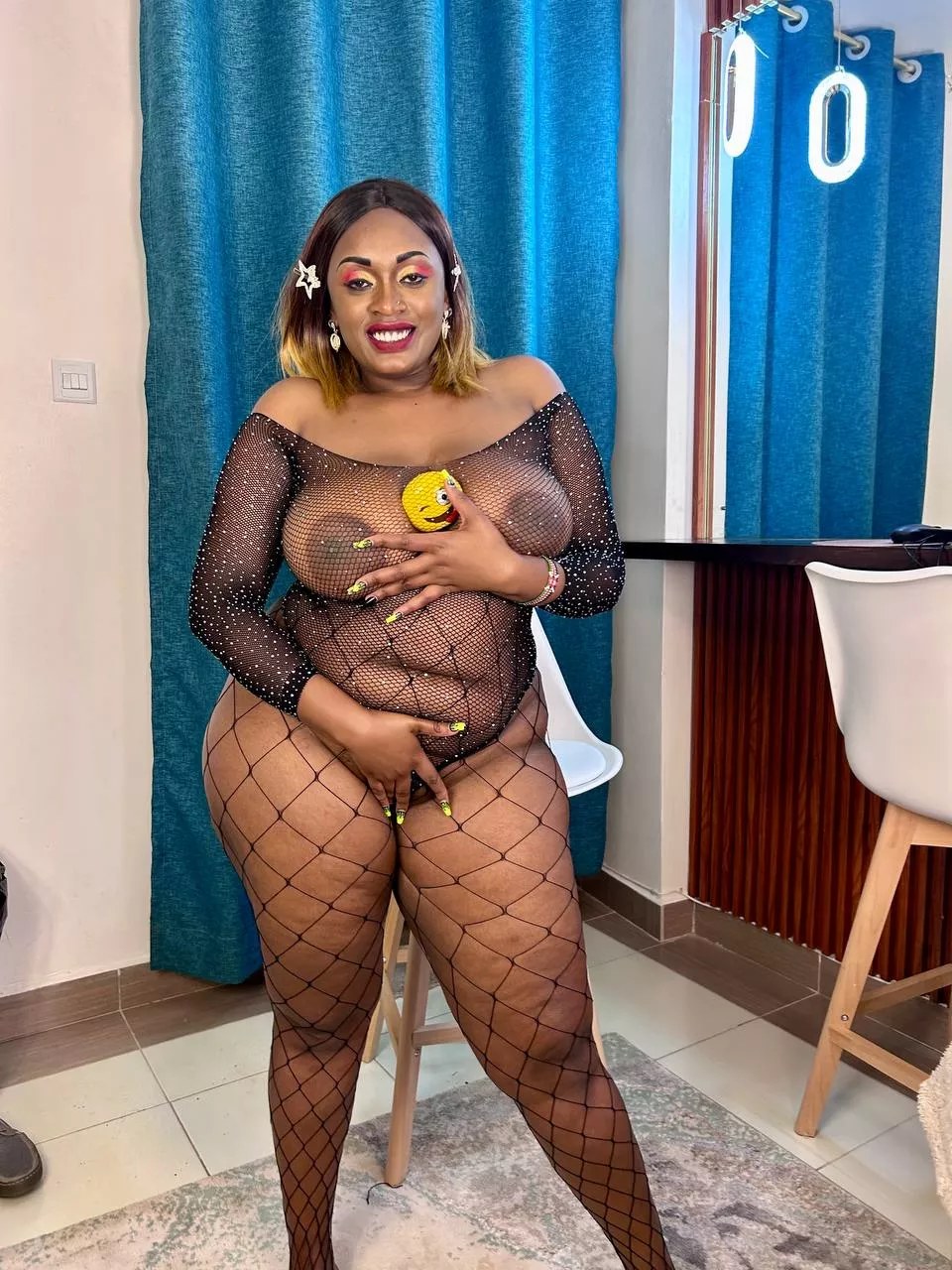 Stay at home mom of 1, you'd still ?.. pls be honest