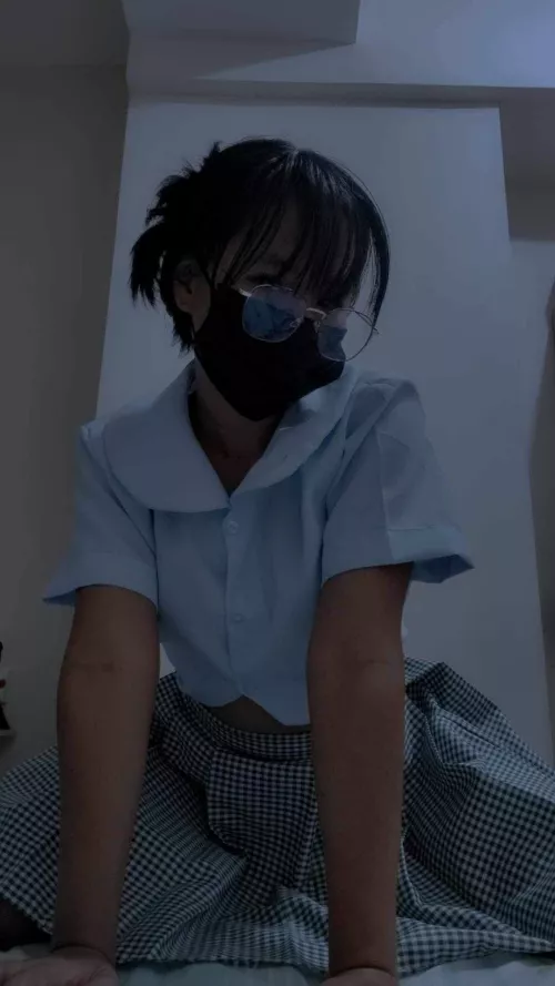 What would you do with my highschool 18f 4’5 pinay body?☺️