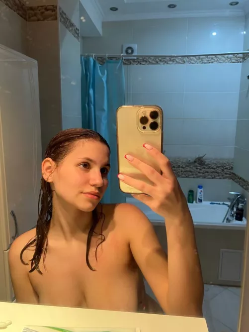 You wouldn't last more than 2 min with me in the Shower ;P